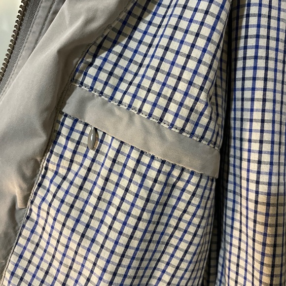 Men’s Tilley Endurables Windbreaker Jacket *SIZE SMALL* Full Zipper & Pockets - Picture 8 of 12